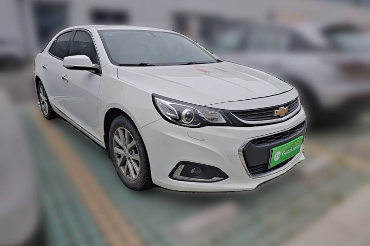 Used Chevrolet Malibu 2017 1.5T Automatic Luxury Edition Front Right 45 Deg