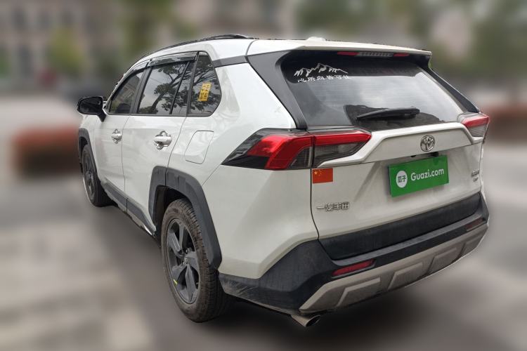 Used Toyota RAV4 2022 2.0L CVT 4x4 Style Plus Edition