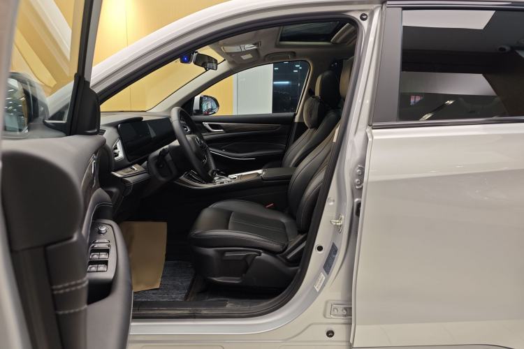 Used Landian E5 2023 1.5L DE-i 100KM Comfort Edition 7-Seater