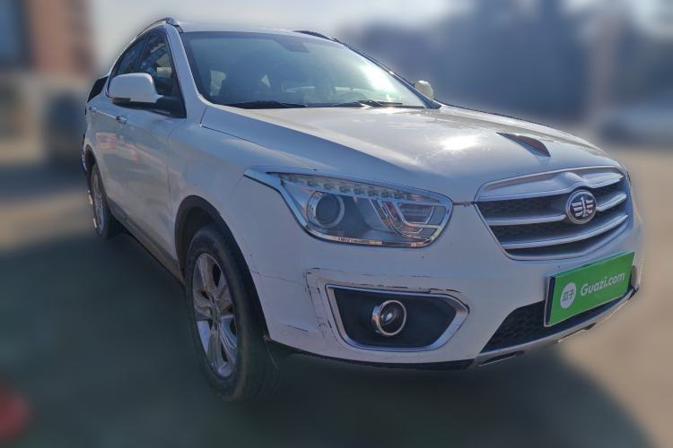 Used Bestune X80 2015 2.0L automatic luxury version
