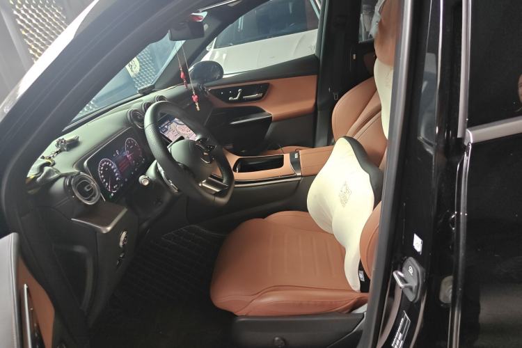 Used Mercedes-Benz GLC 2024 GLC 300 L 4MATIC Dynamic Edition 7-seater
