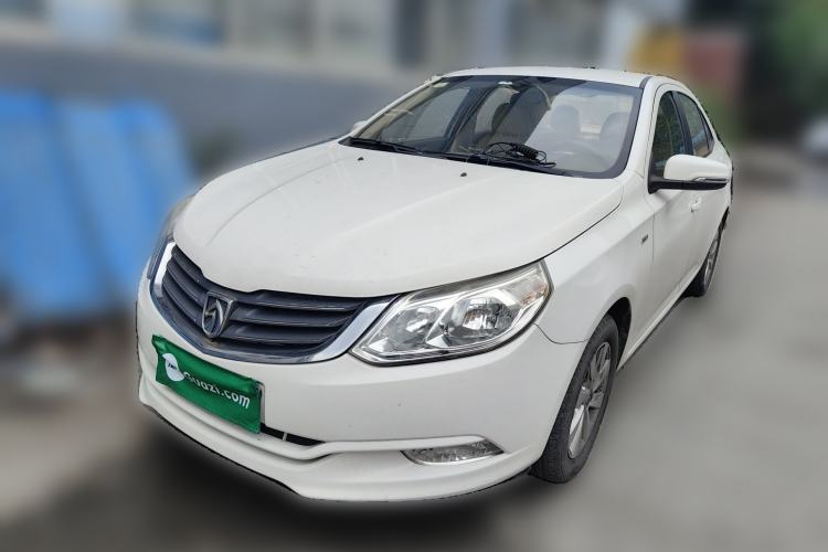 Used Baojun 630 2014 1.5L manual Comfort trim level