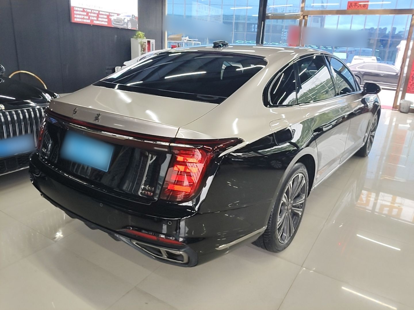 Hongqi H9 2024 2.0T Qixiang Private Style Edition — снимка 6