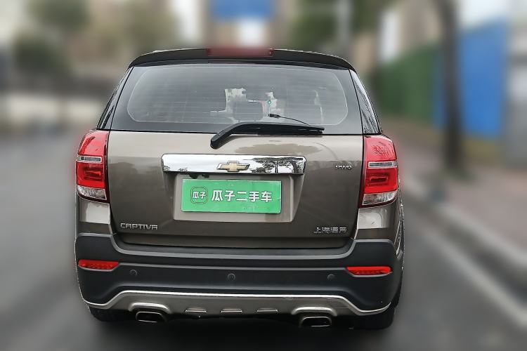 Used Chevrolet Captiva 2015 2.4L 4x4 Flagship Edition 7-Seater