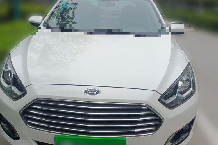 Used Ford Escort 2015 1.5L Automatic Fashion Model Front