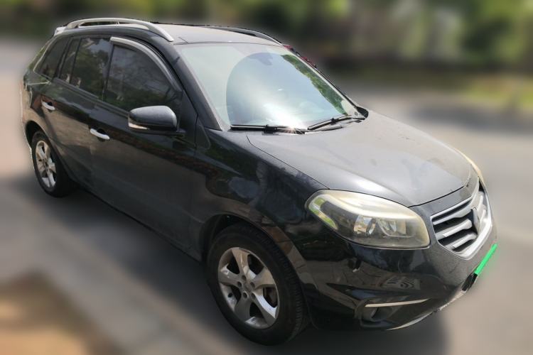 Used Renault Koleos 2012 2.5L 4x4 Comfort Edition with Navigation
