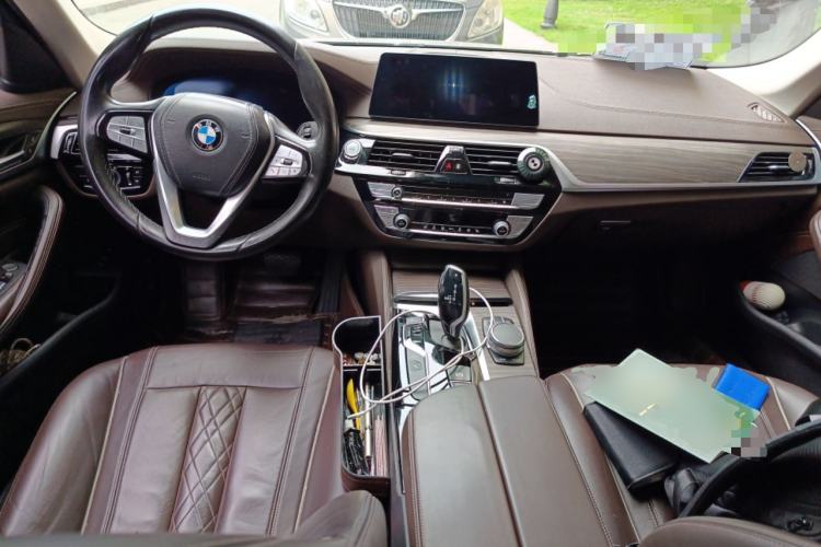 Used BMW 5 Series New Energy 2020 Mileage Upgrade Version 530Le Luxury Package Center Console