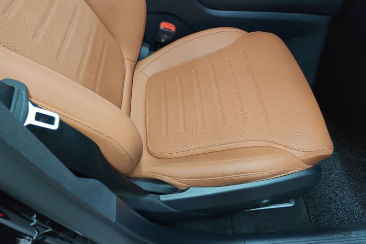 Used Mercedes-Benz GLC 2023 GLC 260 L 4MATIC Luxury 7-Seater