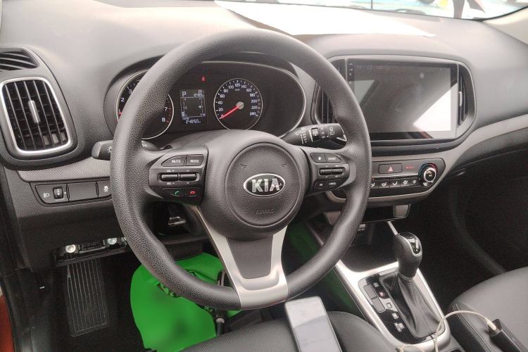 Used Kia KX3 2017 1.6L Automatic Aoya Version
