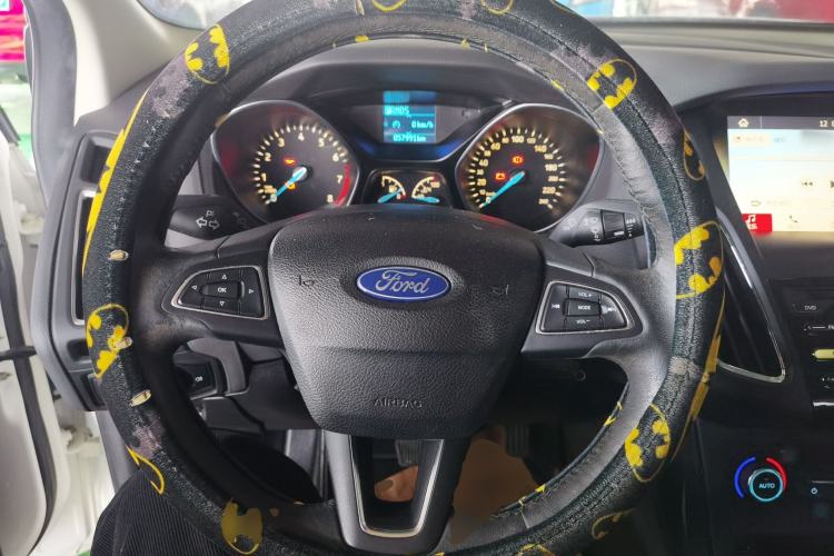 Used Ford Focus 2017 Sedan 1.6L Automatic Fashion Edition Smart Drive Version