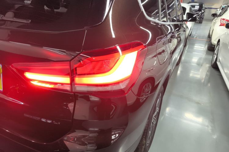 Used BMW X1 2020 sDrive25Li Leading Model
