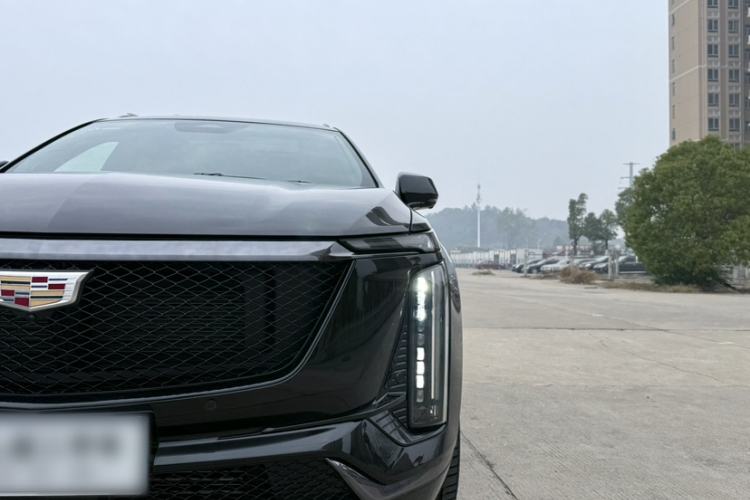 Used Cadillac XT5 2025 2.0T Platinum Edition
