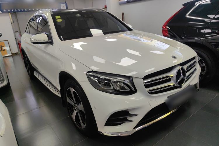 Used Mercedes-Benz GLC 2018 Facelift GLC 260 4MATIC Luxury Edition
