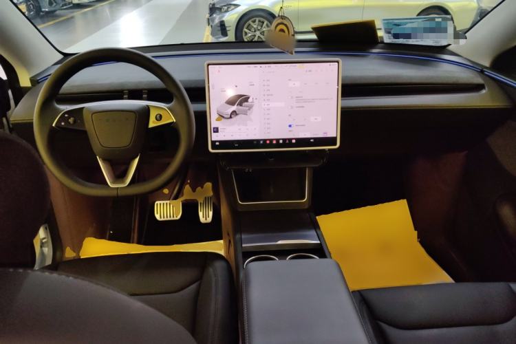 Used Tesla Model Y 2025 Rear-Wheel Drive First Edition