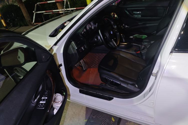 Used BMW 3 Series 2013 320Li Fashion Model
