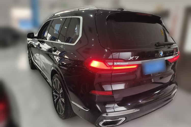Used BMW X7 2022 xDrive40i Executive M Sport Package Rear Left 45 Deg