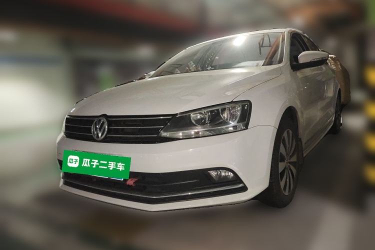 Used Volkswagen Sagitar 2017 230TSI Automatic Comfort Version