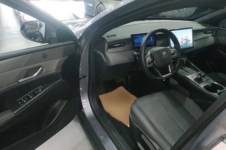 Used BYD Qin PLUS 2025 EV Smart Drive Edition 510KM Leading Model