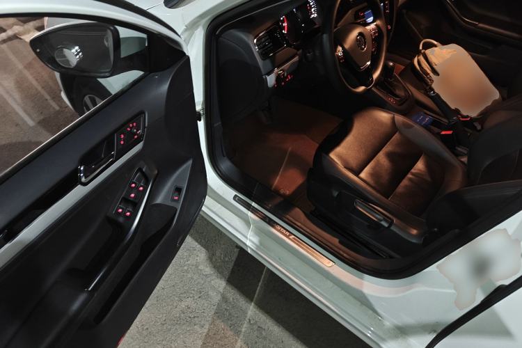 Used Volkswagen Sagitar 2018 1.6L Automatic Comfort Model
