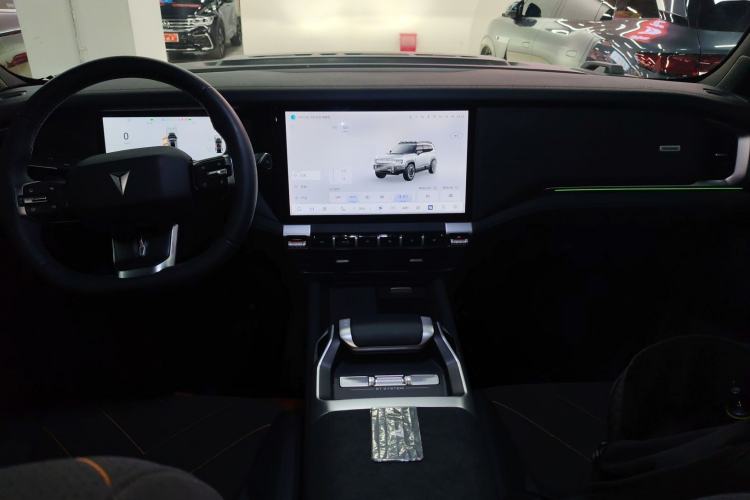 Used Deepal G318 2025 Worry-Free Cross-Country Edition Four-Wheel Drive Distant Mountains Version
