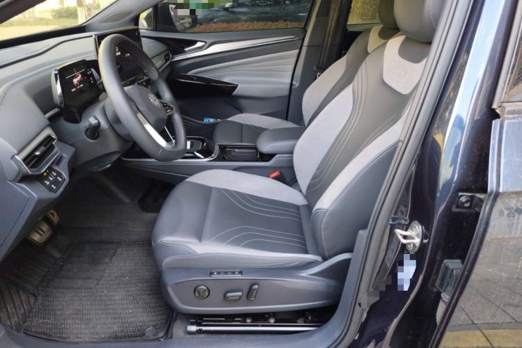 Used Volkswagen ID.4 CROZZ 2021 Long-Range Lite PRO Two-Wheel Drive Version Left Front Seat