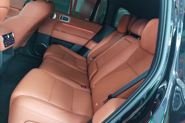 Used Li Auto L6 2025 Max Smart Refresh Edition Interior 4