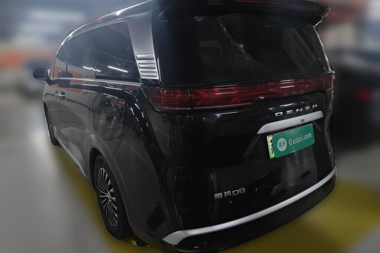 Used Denza D9 2022 DM-i 970 Four-Wheel Drive Prestige Model