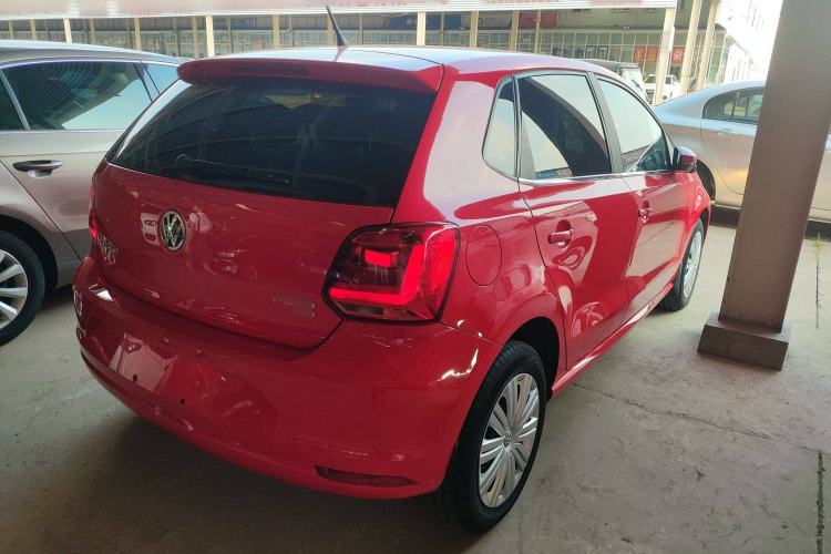 Used Volkswagen Polo 2016 1.6L Automatic Comfort Model