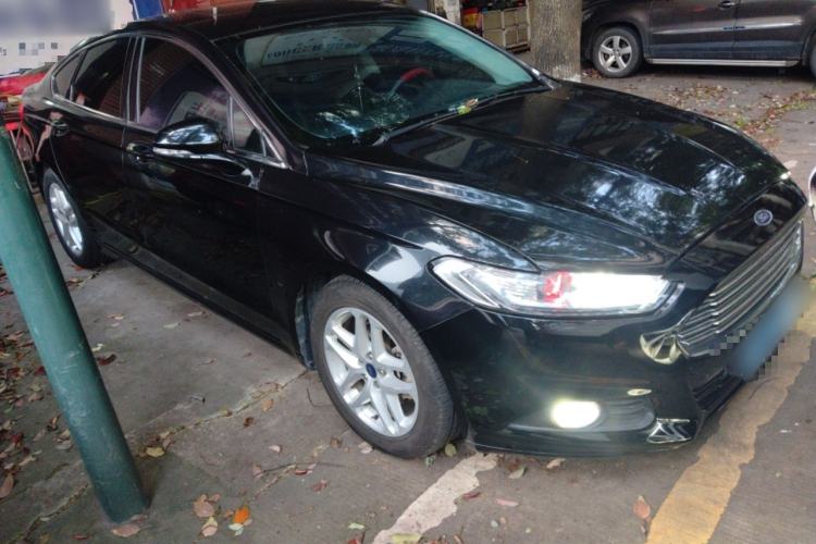 Used Ford Mondeo 2013 1.5L GTDi180 Fashion Edition Front Right 45 Deg