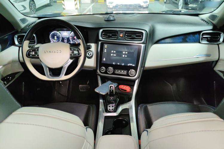 Used Lynk & Co 01 2017 2.0T Two-Wheel Drive Zhaopu Version
