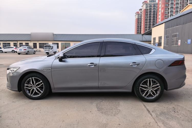Used BYD Qin PLUS 2021 DM-i 55KM Flagship Model Exterior 4