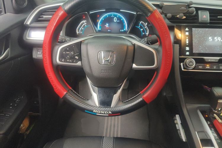 Used Honda Civic 2016 220TURBO CVT Luxury Edition