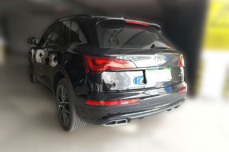 Used Audi Q5L 2025 Facelift 45th Anniversary Collector's Edition 40 TFSI Luxury Dynamic Version Rear Left 45 Deg