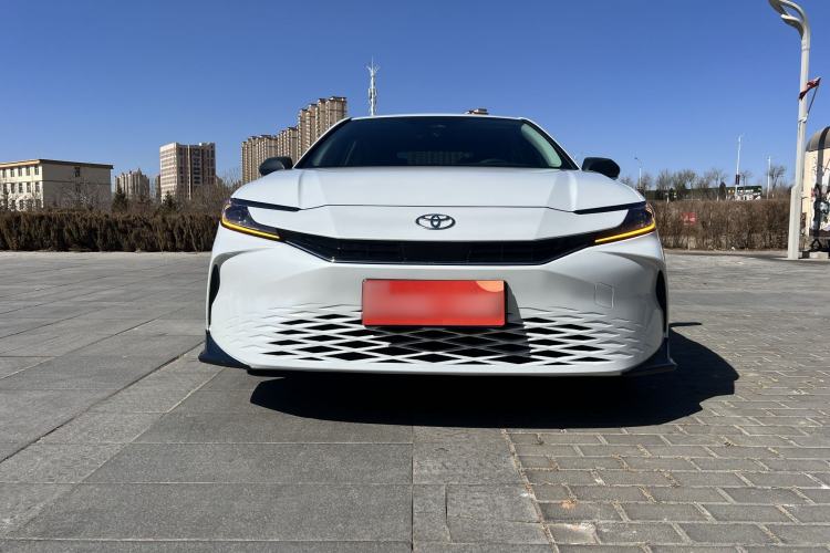 Used Toyota Camry 2024 2.0 GVP Luxury Edition Exterior 2