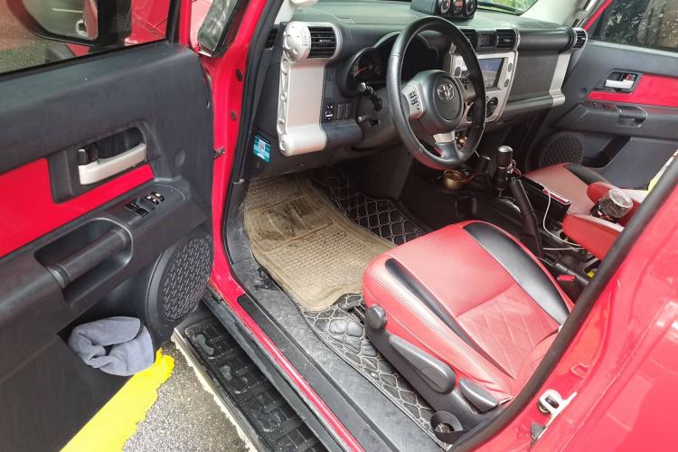 Used Toyota FJ Cruiser 2019 4.0L Middle East Version