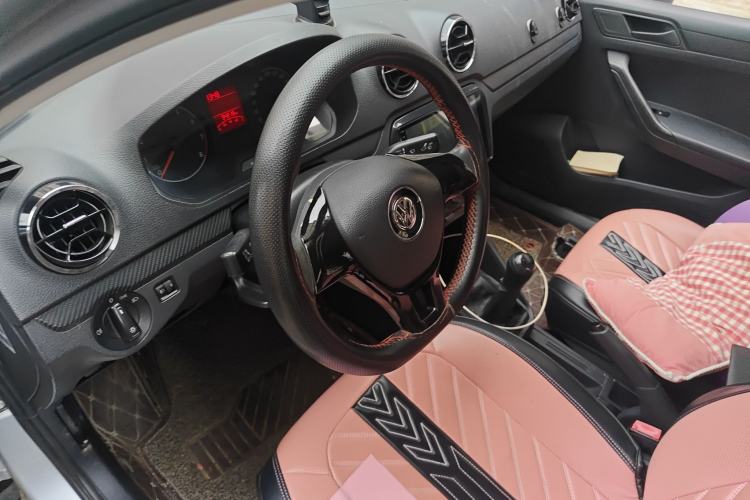 Used Volkswagen Jetta 2017 1.5L Manual Fashion Edition