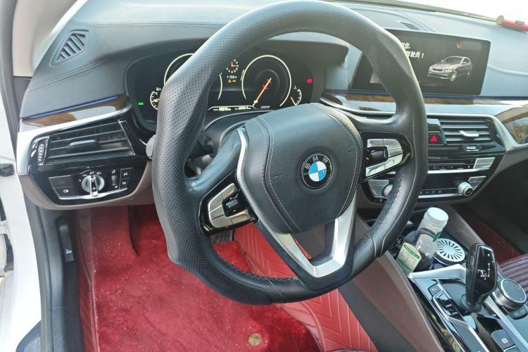 Used BMW 5 Series 2019 525Li Luxury Package