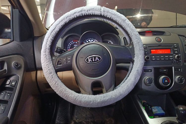 Used Kia Forte 2009 1.6L MT GL Steering Wheel
