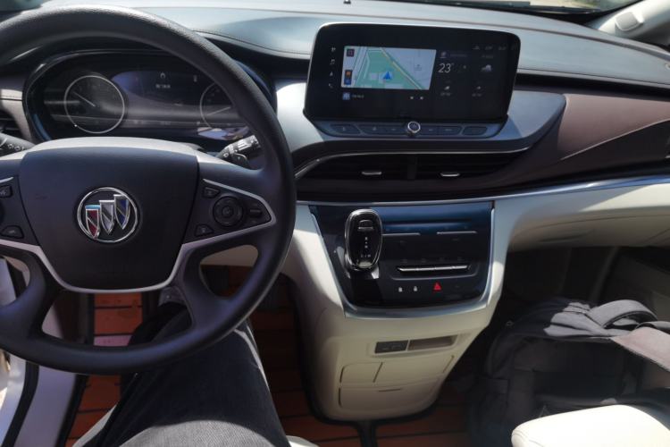 Used Buick GL8 2023 Land Executive Class Smart Enjoyment Model