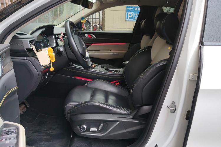 Used Lynk & Co 05 2022 2.0T Two-Wheel Drive Shine Halo