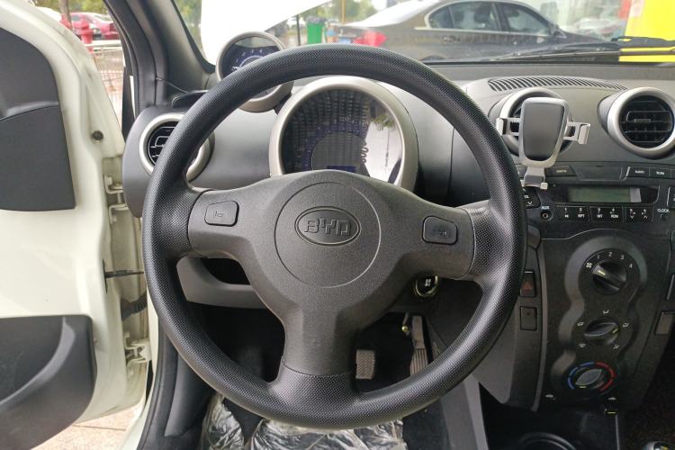 Used BYD F0 2015 1.0L AMT XuanKu Model Steering Wheel