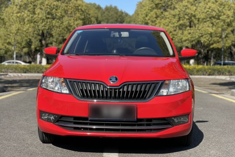 Used Skoda Rapid Spaceback 2019 Revised Version 1.5L Automatic Comfort Edition China VI Standard