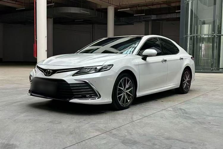 Used Toyota Camry 2021 2.5G Luxury Edition
