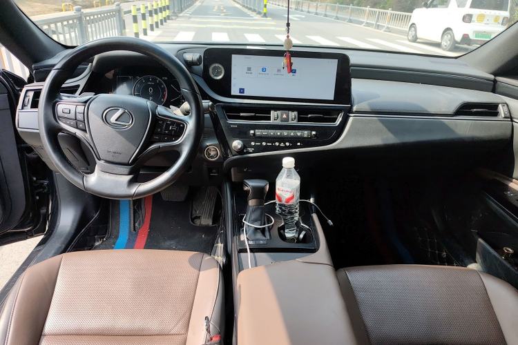 Used Lexus ES 2023 200 Excellence Edition