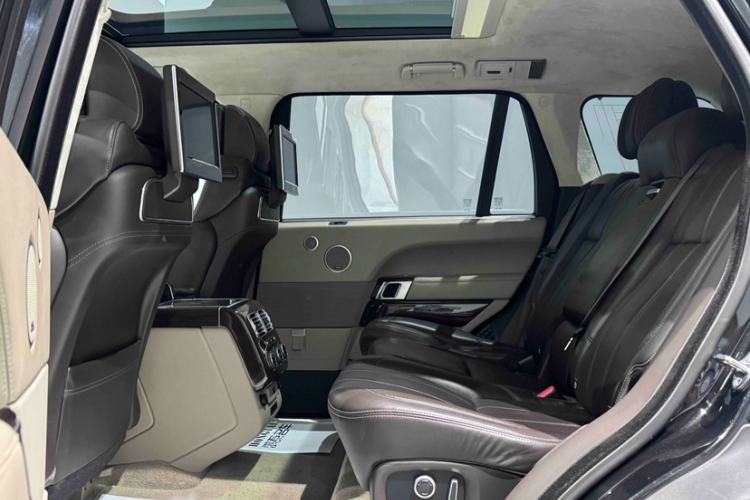 Used Land Rover Range 2016 5.0 SC V8 AB Prestige Extended Version Interior 8