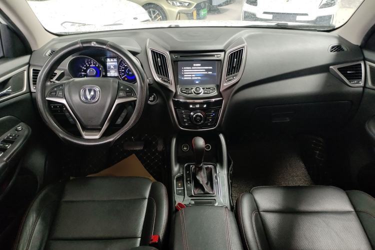 Used CHANGAN CS75 2016 1.8T Automatic Elite Model China V Standard Center Console