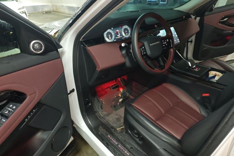 Used Land Rover Range Evoque 2024 Aurora L 249 PS Prestige Light-Chasing Edition