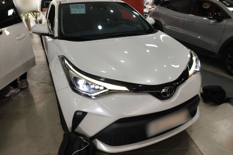 Used Toyota C-HR 2021 2.0L Luxury Edition Exterior 1