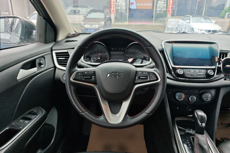 Used Chevrolet Monza 2020 Light Hybrid Redline 320T Dual-Clutch Joyful Edition Steering Wheel