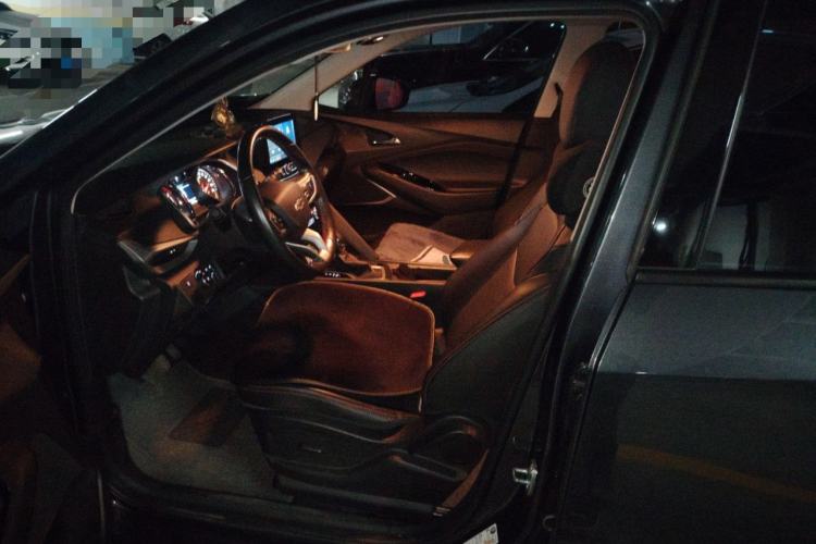 Used Chevrolet Orlando 2020 Light Hybrid Redline 530T Automatic Enjoyment Edition (5+2 Models)